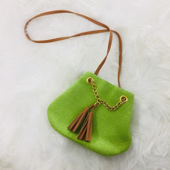 Kim Rogers Handbags - Vtg Lime Green Tassel Straw Crossbody Purse